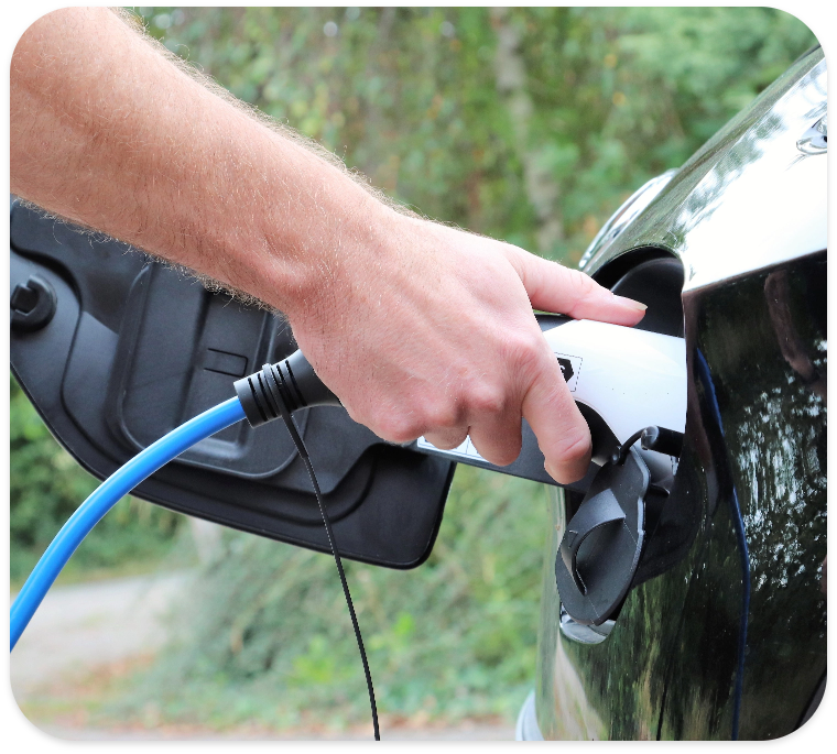 charging-an-electric-car-2022-12-30-11-01-38-utc.png